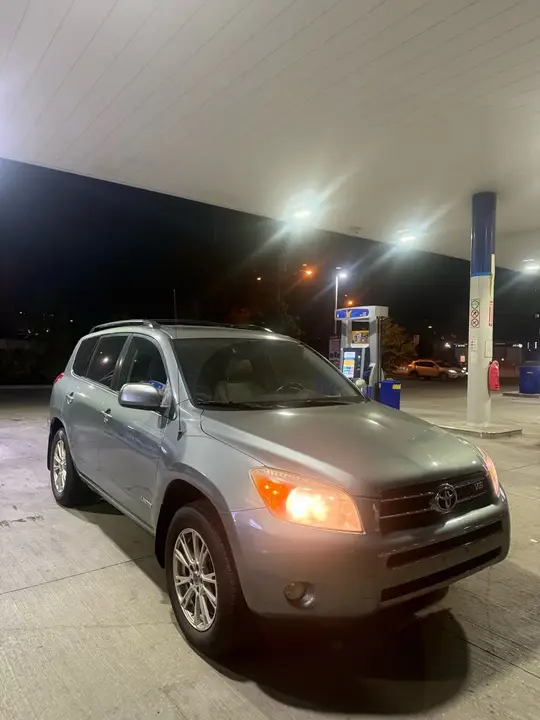 Toyota Rav4 2008 photo 2
