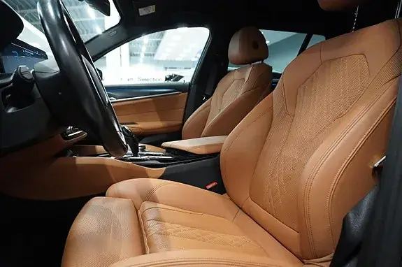 BMW 530E 2024 photo 3