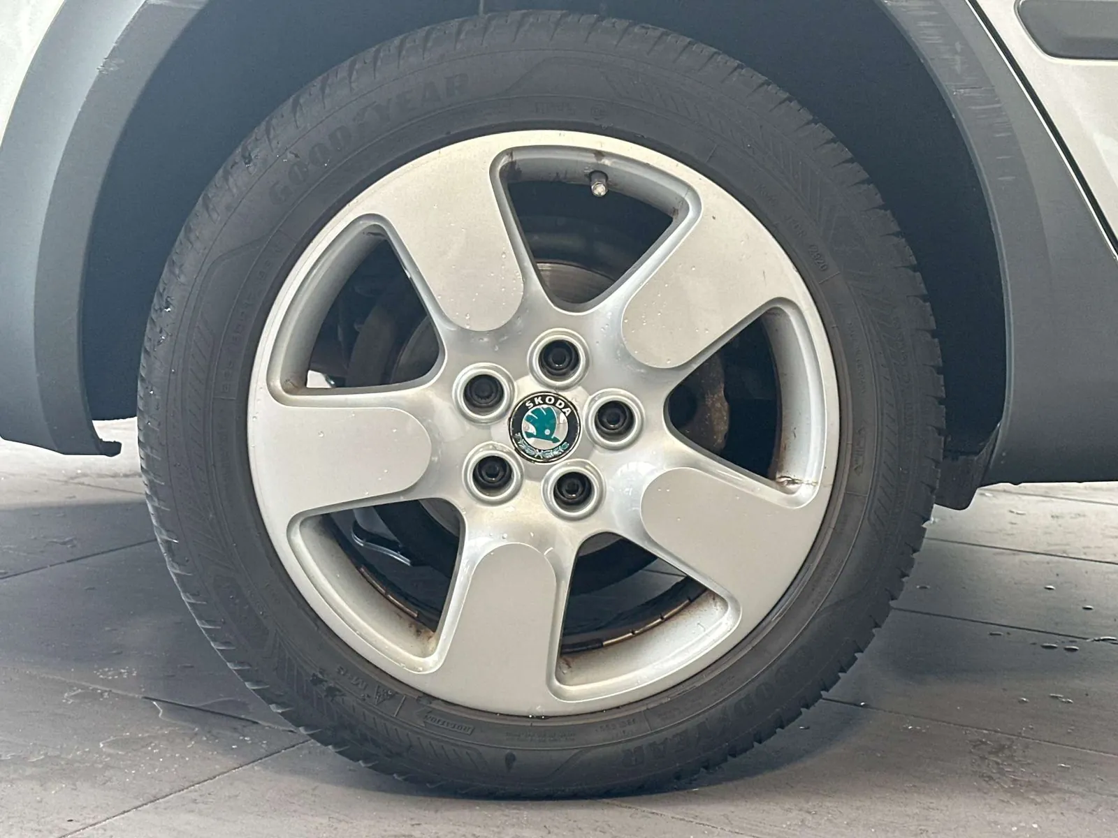 Skoda Octavia 2008 photo 3