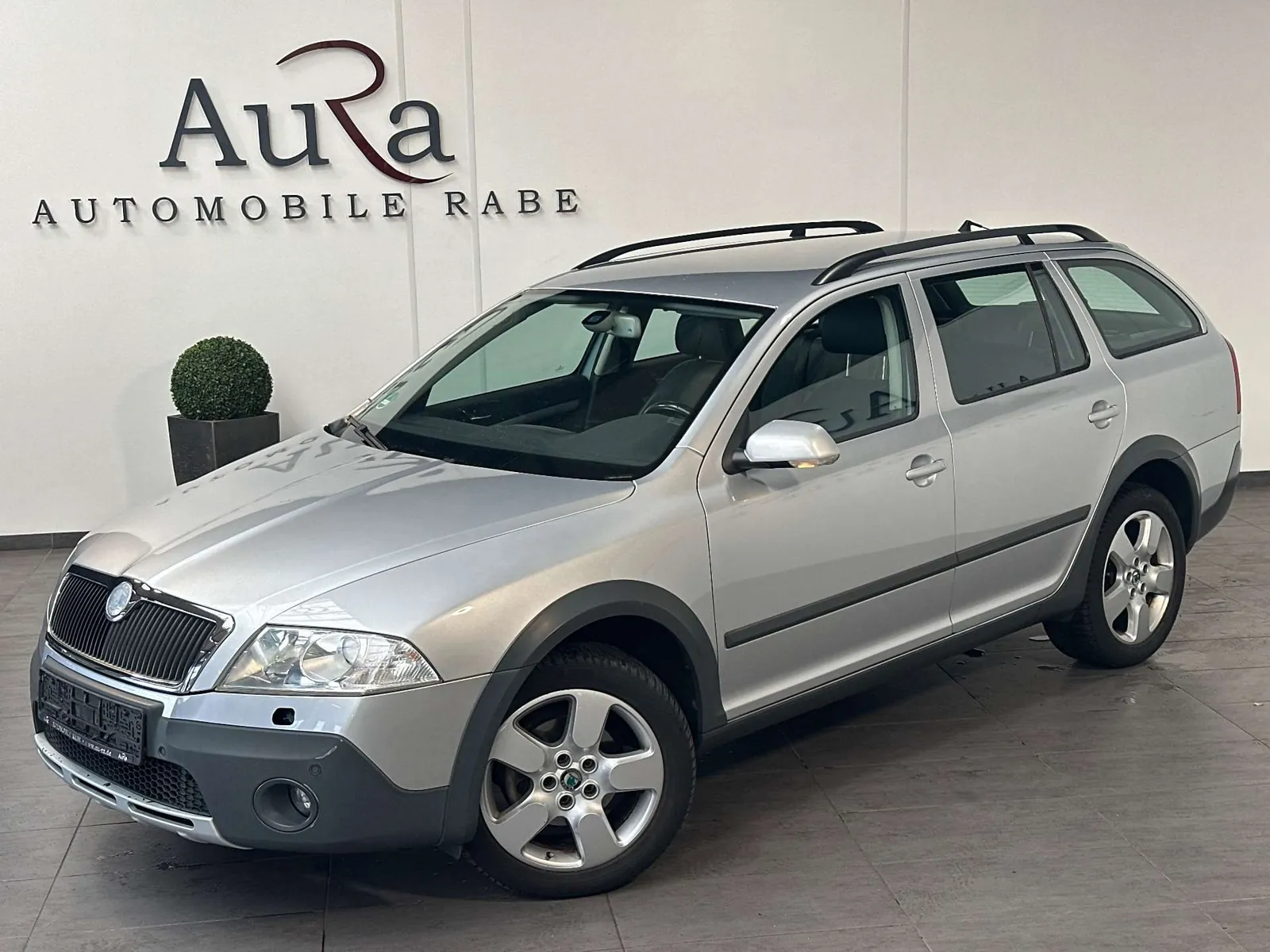 Skoda Octavia 2008 photo 2