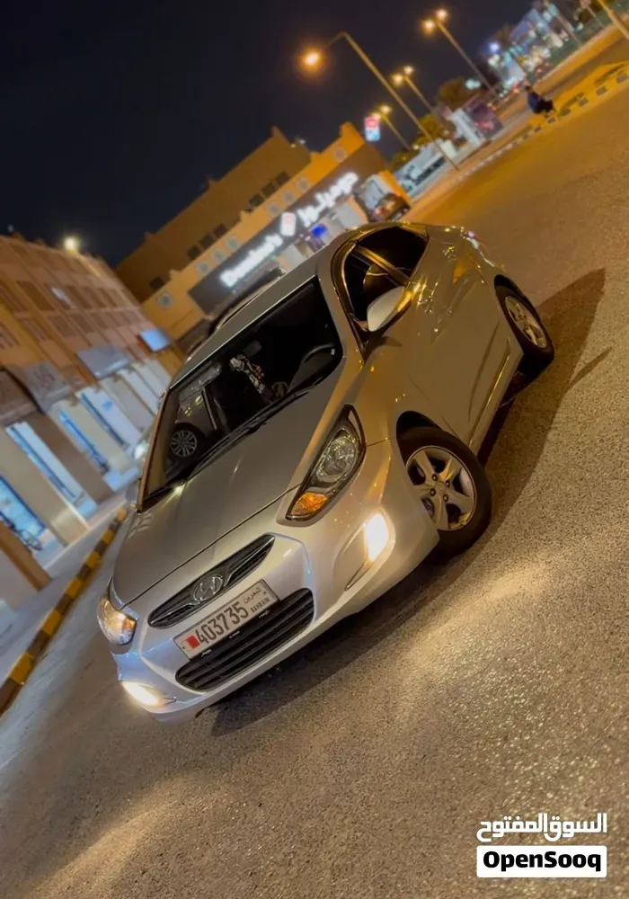 Hyundai Accent 2013 photo 5