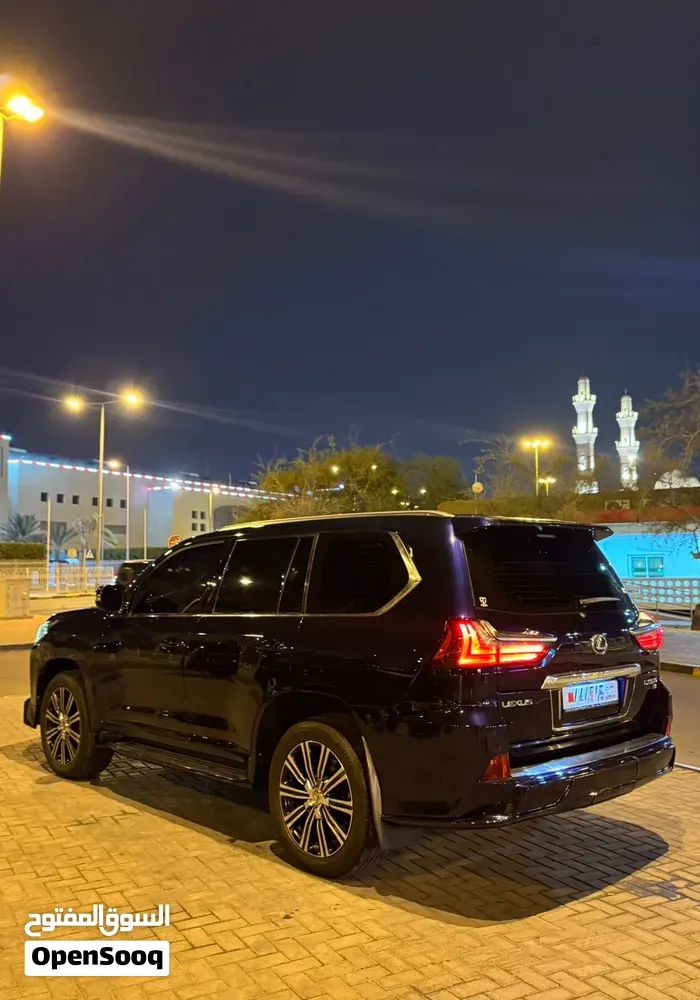 Lexus Lx 570 2016 photo 3