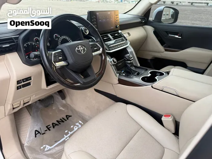 Toyota Land Cruiser Gxr 2022 photo 3