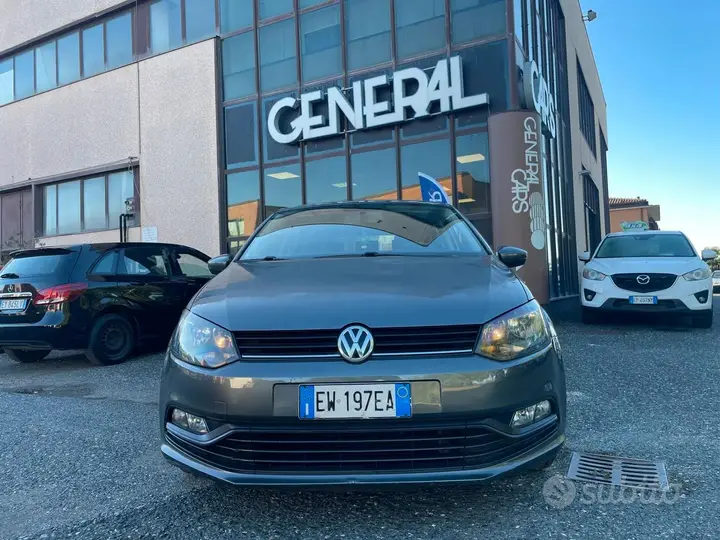 Volkswagen Polo 2014 photo 2