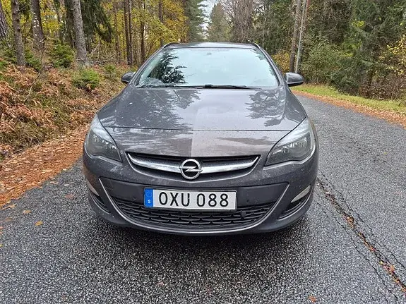 Opel Astra 2015 photo 2