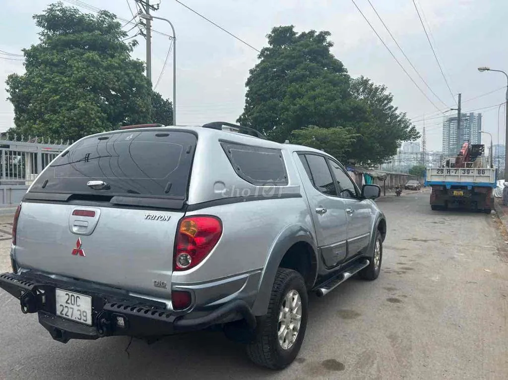 Mitsubishi Triton 2010 photo 4