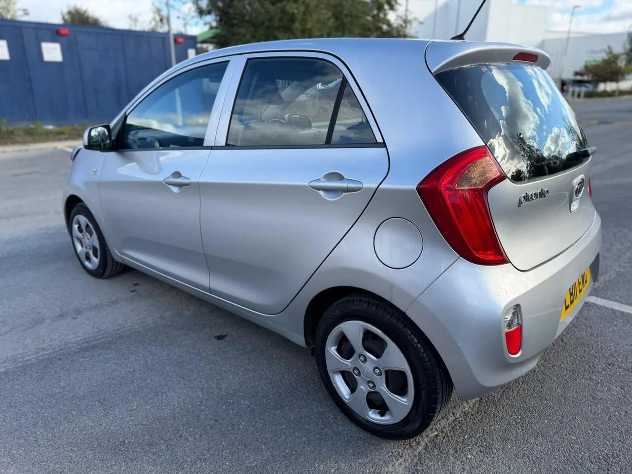 Kia Picanto 2011 photo 4