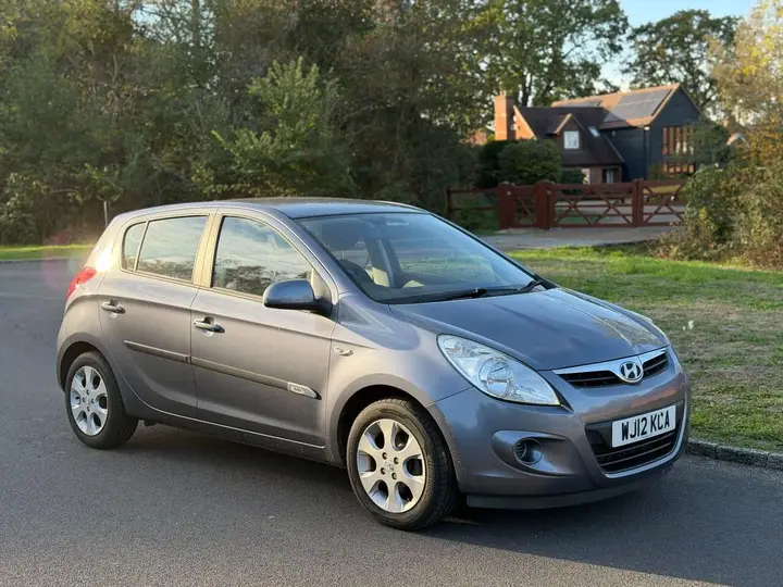 Hyundai I20