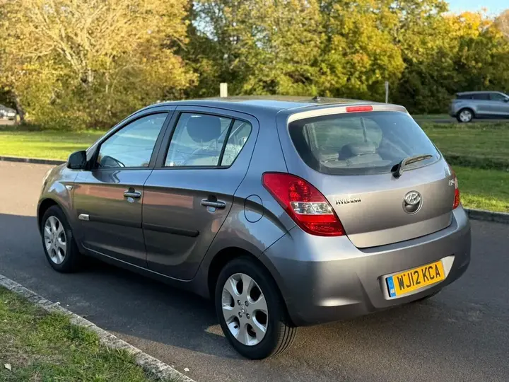 Hyundai I20 2012 photo 4
