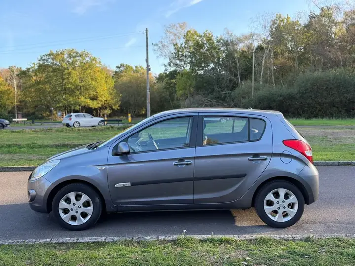Hyundai I20 2012 photo 3