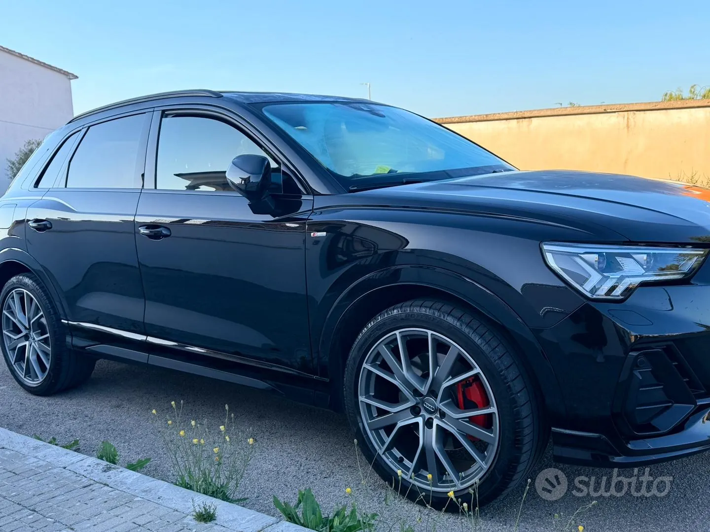 Audi Q3 2019 photo 2