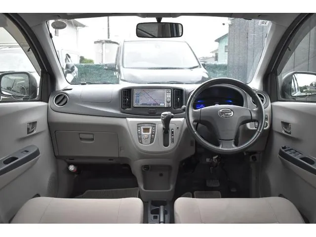 Daihatsu Miraiyese G 2012 photo 2