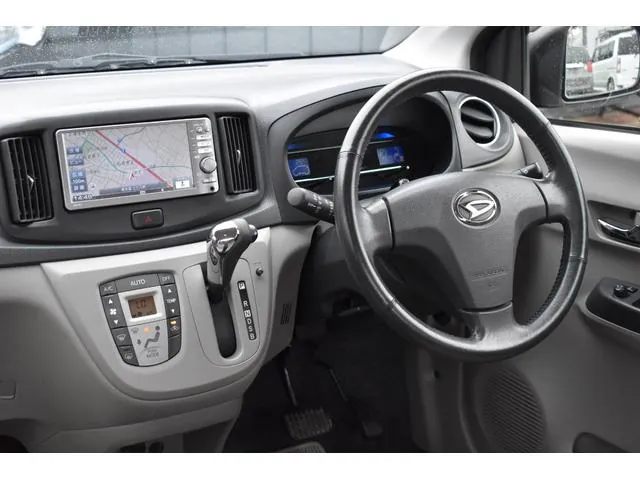Daihatsu Miraiyese G 2012 photo 3