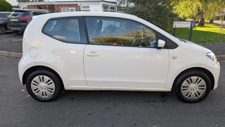 Volkswagen Up 2012 photo 3