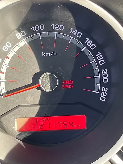 Kia Venga 2012 photo 5