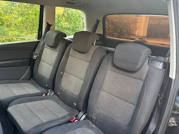 Volkswagen Sharan 2012 photo 4