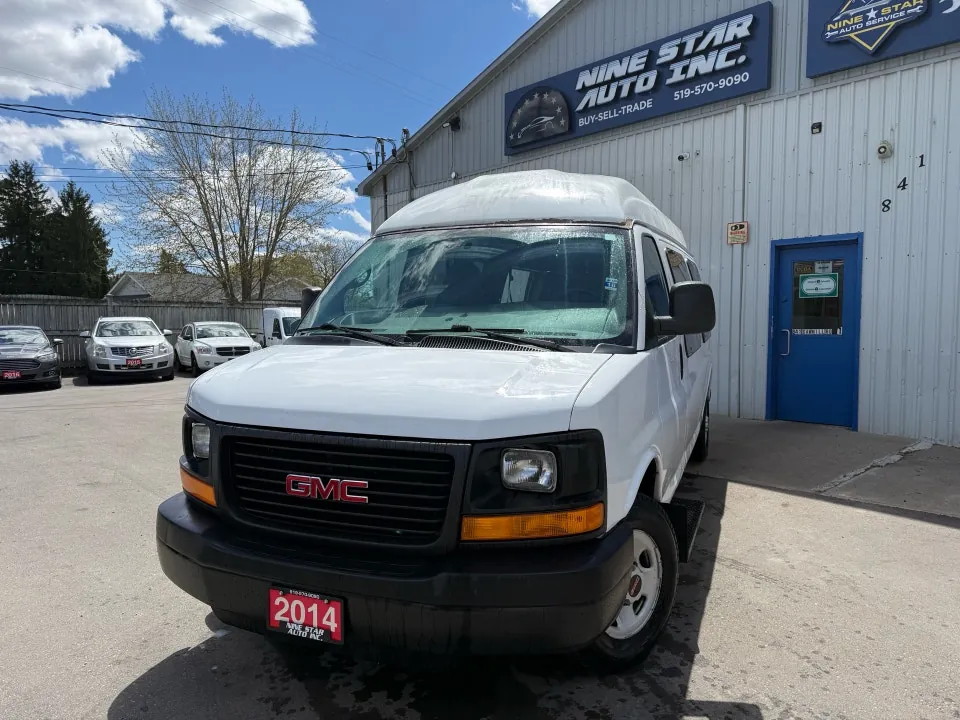 GMC Savana