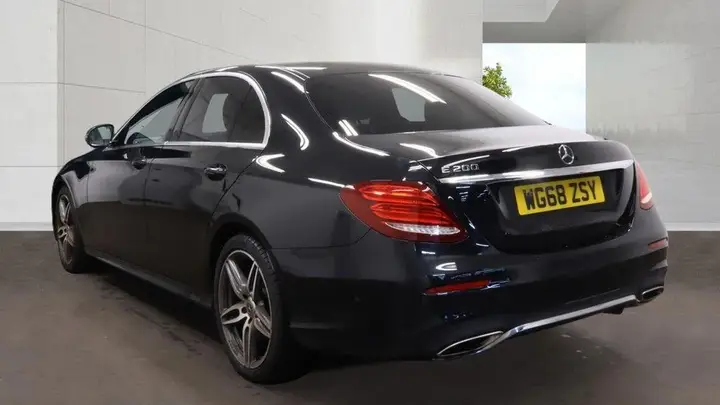 Mercedes-Benz E-Class 2018 photo 3