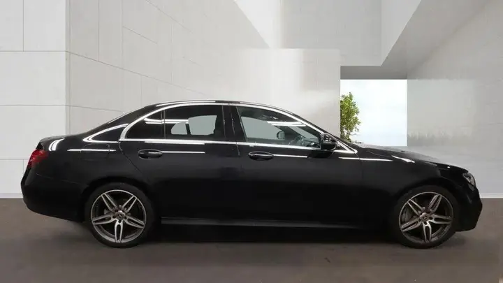 Mercedes-Benz E-Class 2018 photo 5