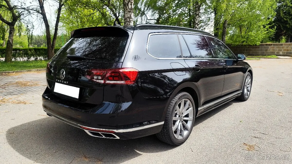 Volkswagen Passat 2021 photo 2
