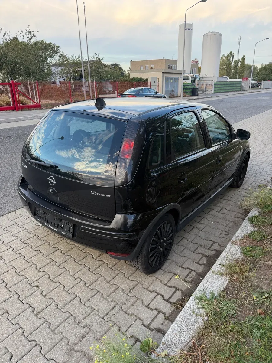 Opel Corsa 2006 photo 2