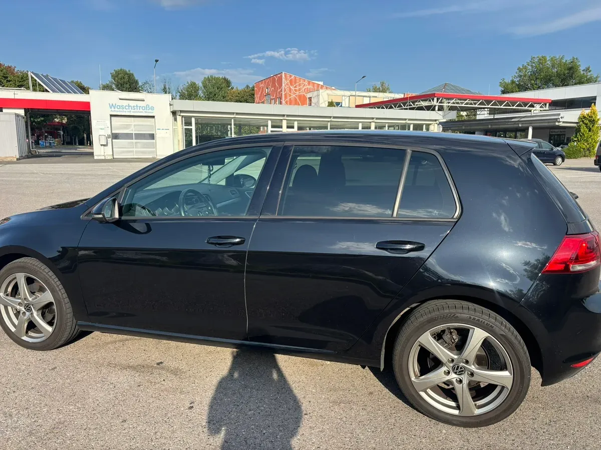 Volkswagen Golf 2014 photo 2