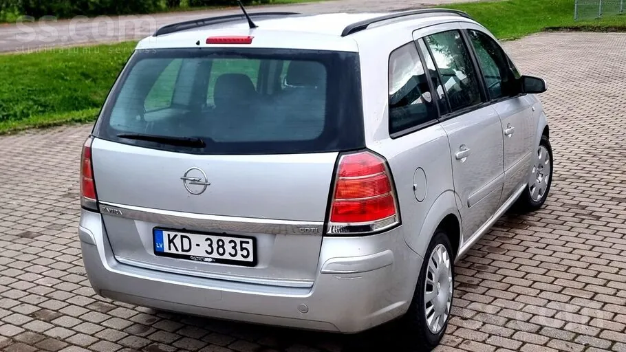 Opel Zafira 2005 photo 5