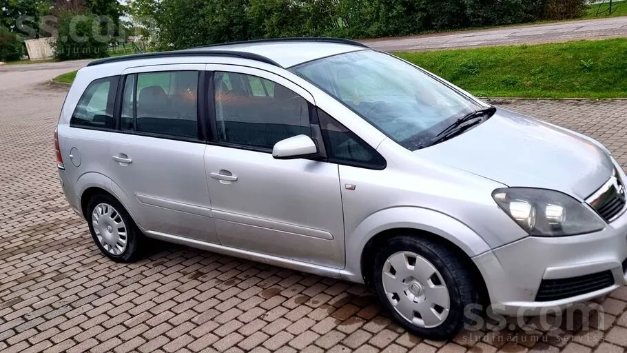 Opel Zafira 2005 photo 3