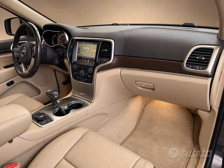 Jeep Grand Cherokee 2015 photo 3