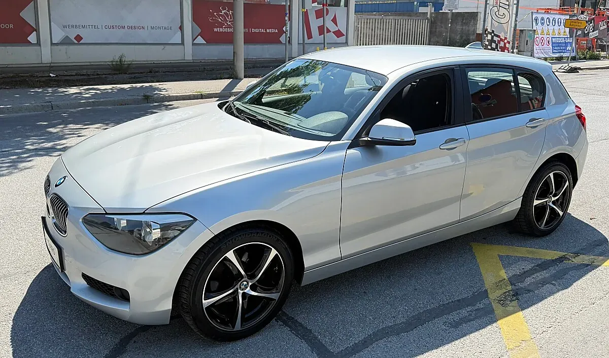 BMW 1 Series 2012 photo 2