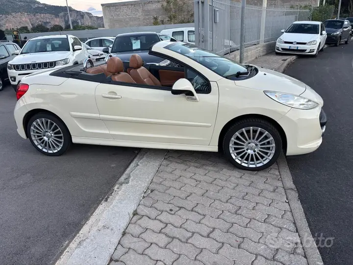 Peugeot 207 2007 photo 5