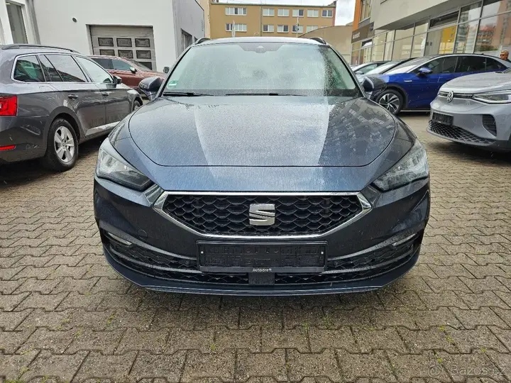 Seat Leon 2022 photo 2