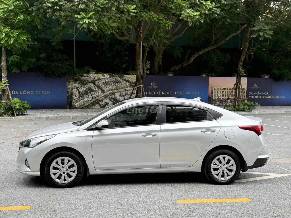 Hyundai Accent 2023 photo 4
