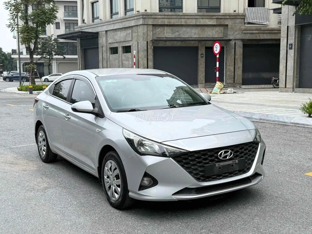 Hyundai Accent 2023 photo 2