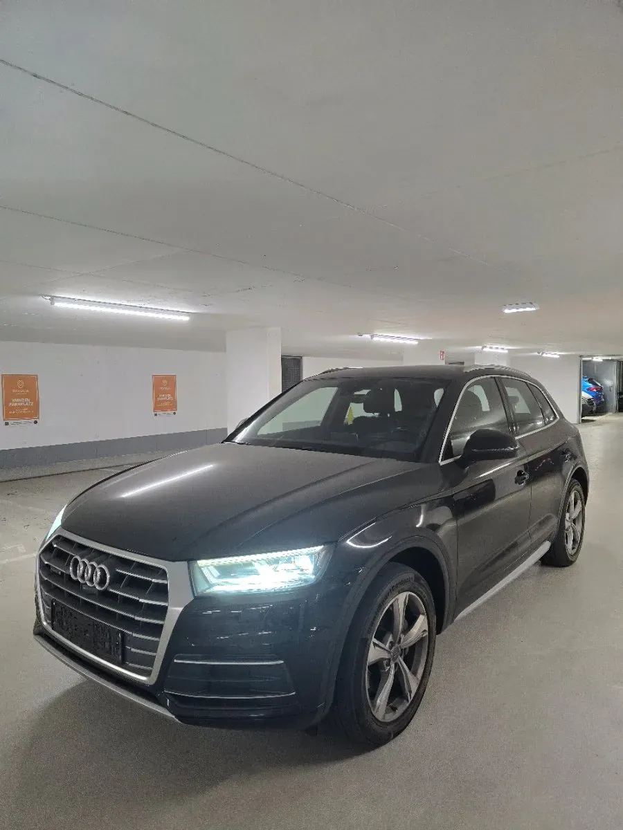 Audi Q5 2018 photo 2