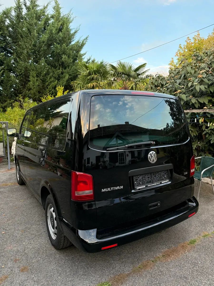 Volkswagen Multivan 2007 photo 2