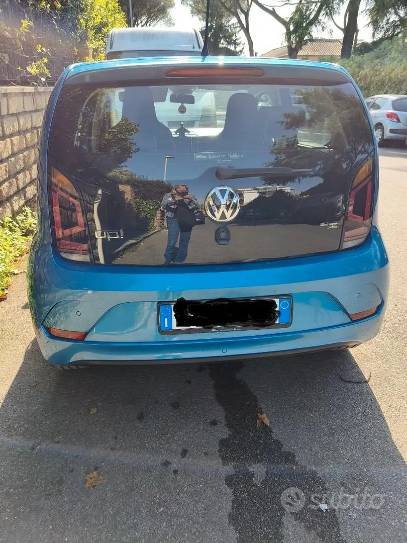 Volkswagen Up 2019 photo 4