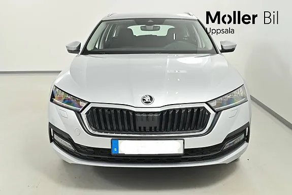 Skoda Octavia 2027 photo 2