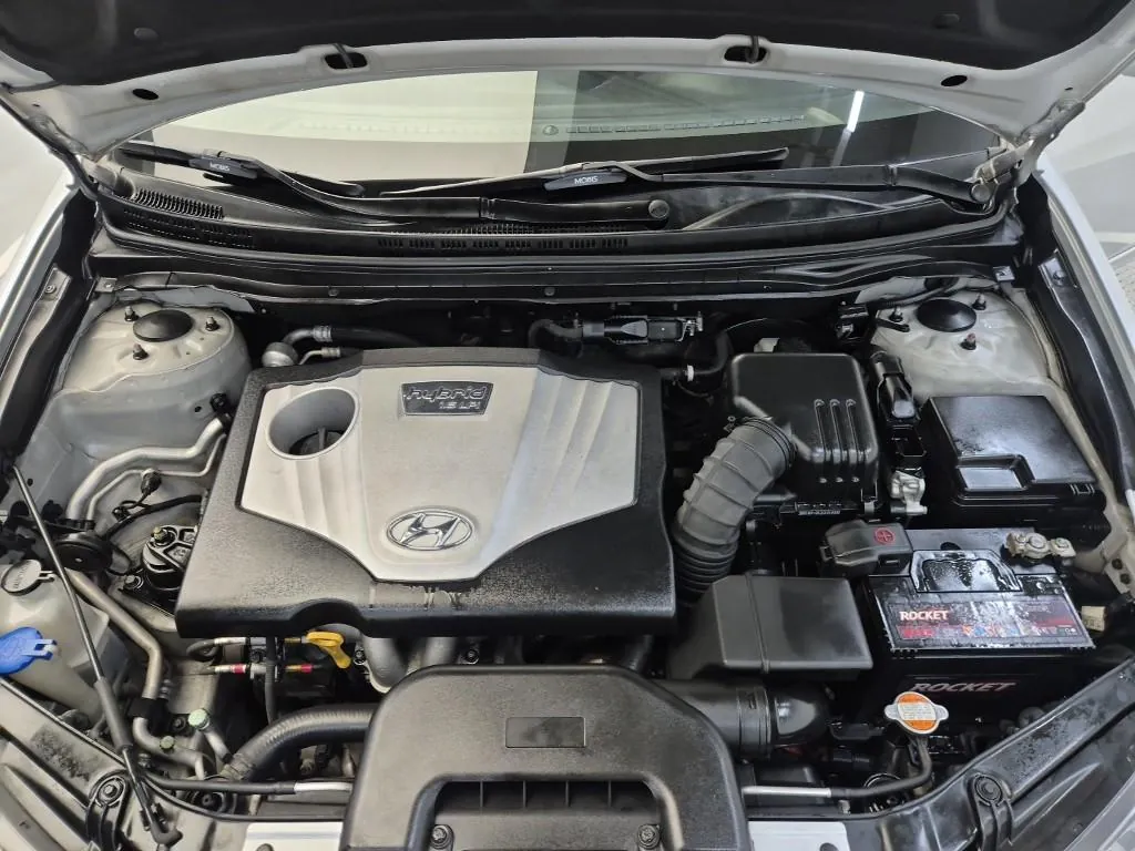 Hyundai Avante 2012 photo 5