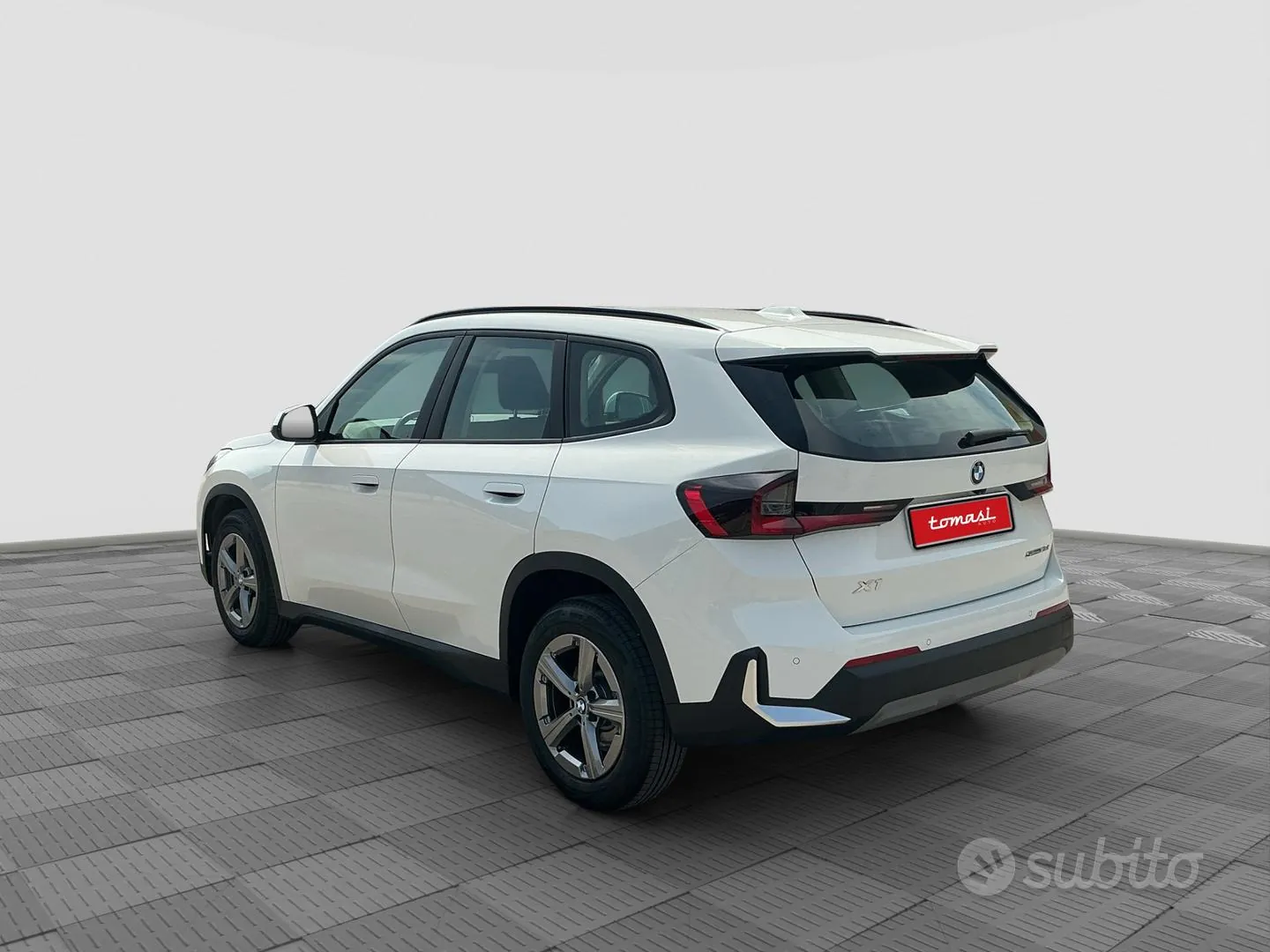 BMW X1 2023 photo 3