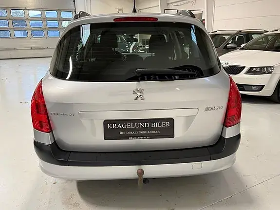 Peugeot 308 2011 photo 4