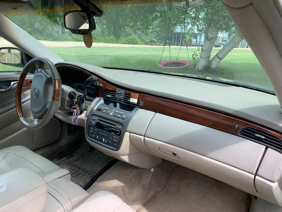 Cadillac Dts 2005 photo 5