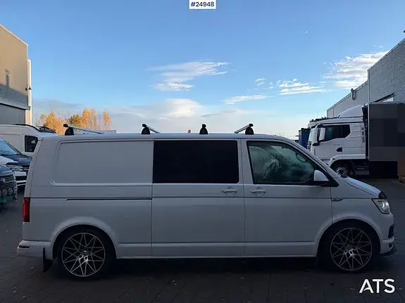 Volkswagen Transporter 2018 photo 5