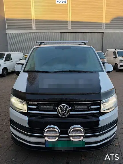 Volkswagen Transporter 2018 photo 3