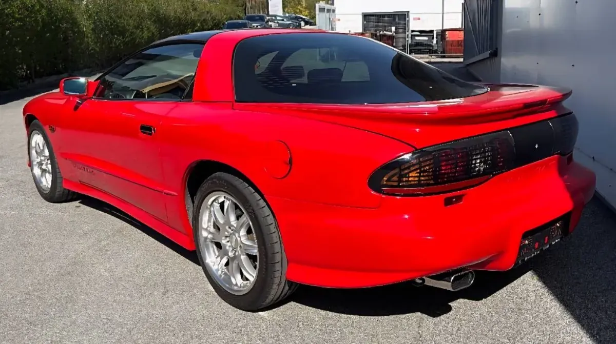 Pontiac Firebird 1995 photo 3