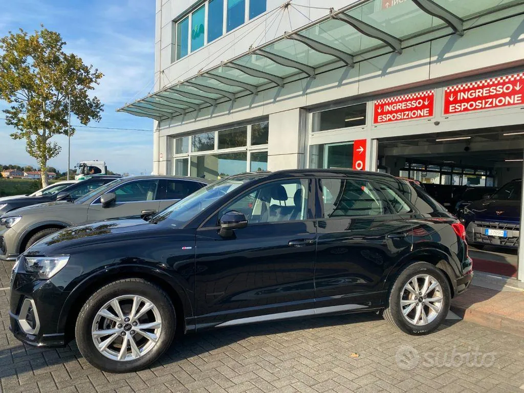 Audi Q3 2023 photo 3