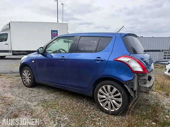 Suzuki Swift 2013 photo 5