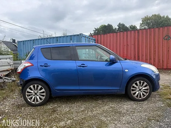 Suzuki Swift 2013 photo 4