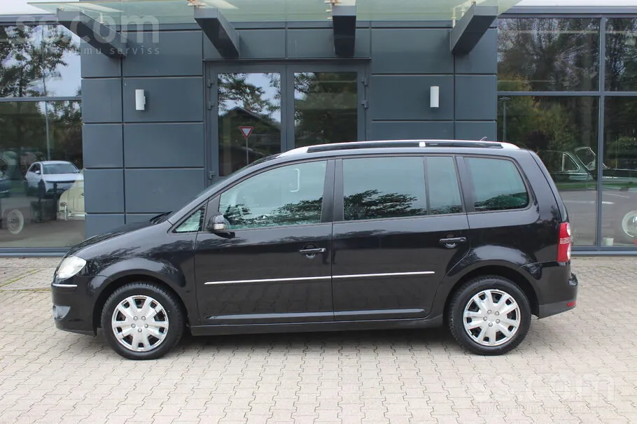 Volkswagen Touran 2007 photo 3