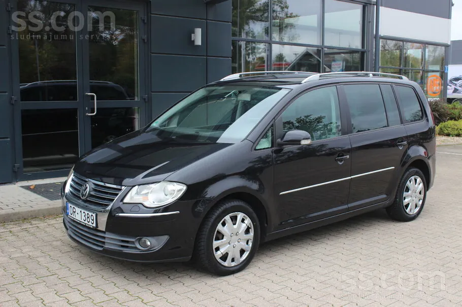 Volkswagen Touran 2007 photo 2